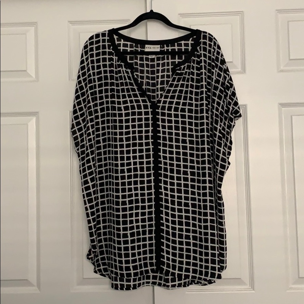 Ava & Viv Geometric tunic